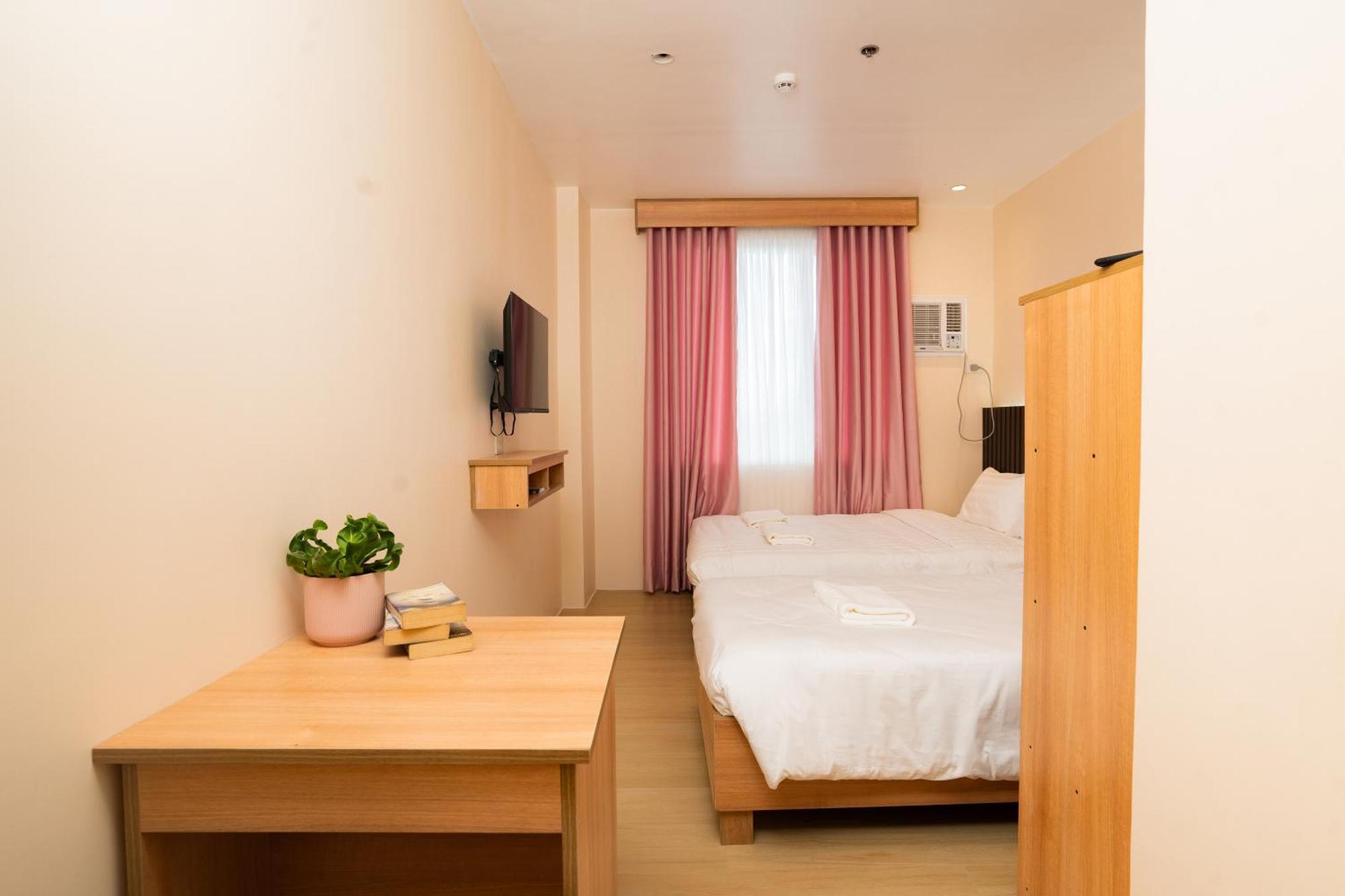 Jvj Hotel Batangas Екстериор снимка